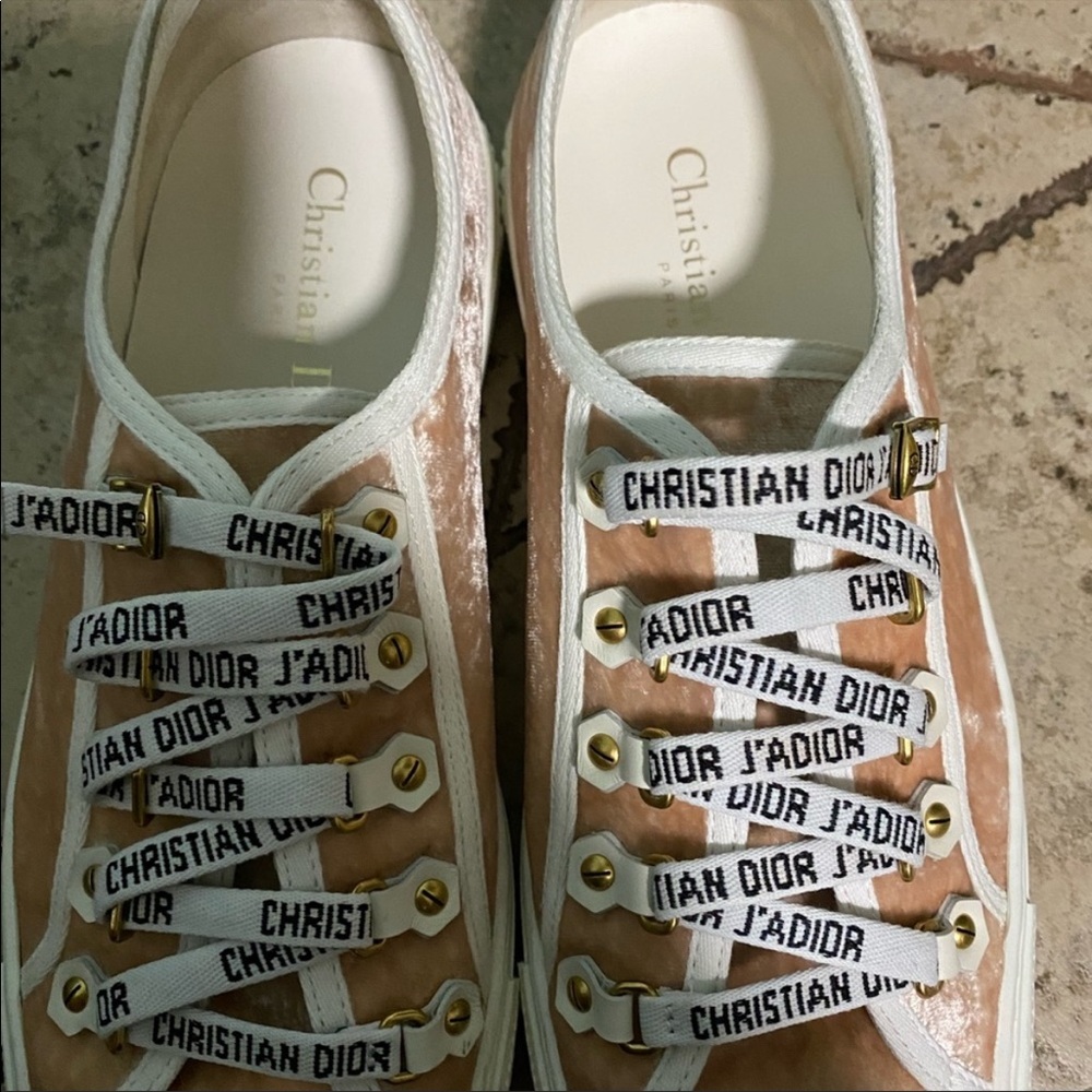 Walk’N’Dior nude sneakers - Picture 4 of 7